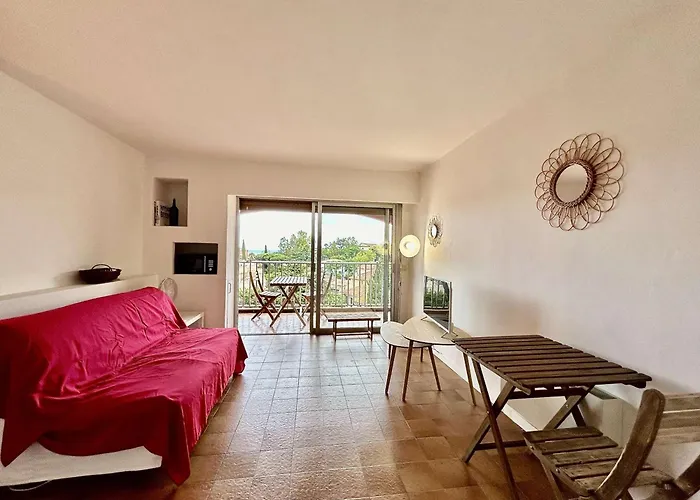 Avec Piscine, Parking Et Terrasse A - Fr-1-226-420