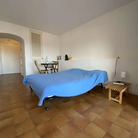 Daire Avec Piscine, Parking Et Terrasse A - Fr-1-226-420 Sainte-Maxime